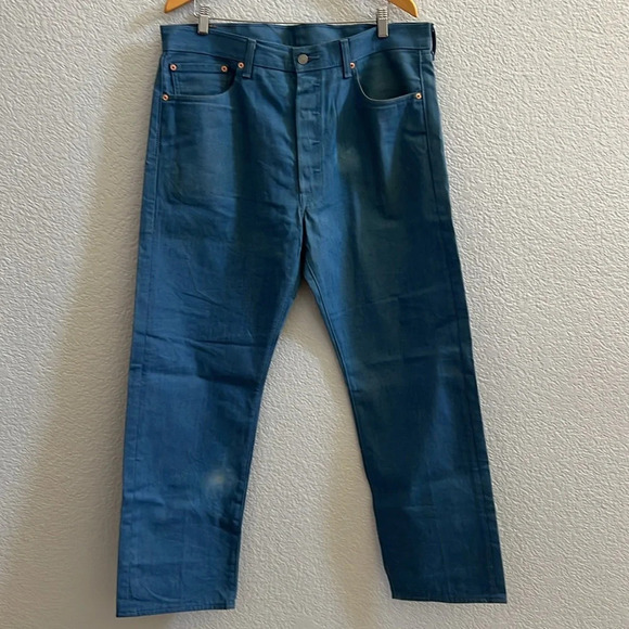 LEVI'S Men VINTAGE Straight Leg Jeans Size 36/30 - Picture 2 of 8